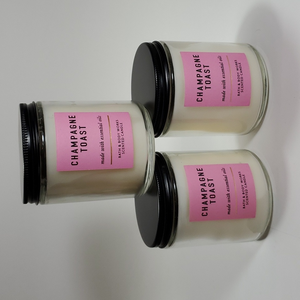 Bath and Body Works Champagne Toast Candles (3)